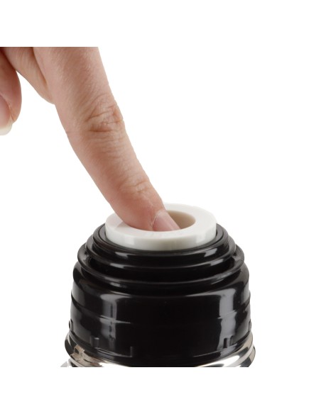 Garrafa térmica de 750 ml em aço inoxidável com tampa de rosca anti-fugas
