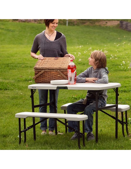 Lifetime Conjunto de mesa dobrável e 2 bancos 107x61x74 cm