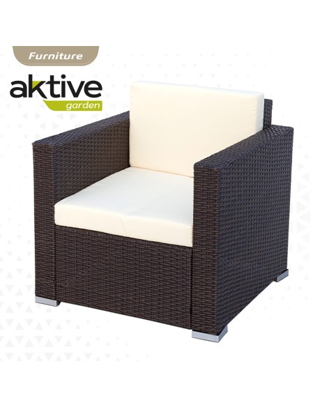 Conjunto de móveis de pátio com poltronas de vime, sofá e mesa de centro Aktive